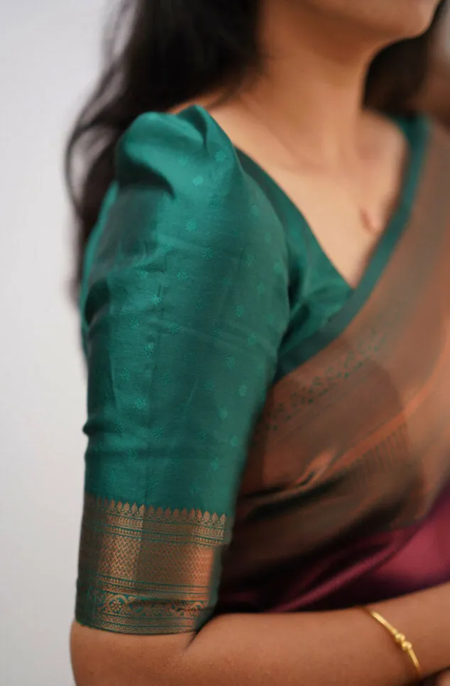 Energetic Maroon Soft Silk Saree With Mesmerising Blouse Piece