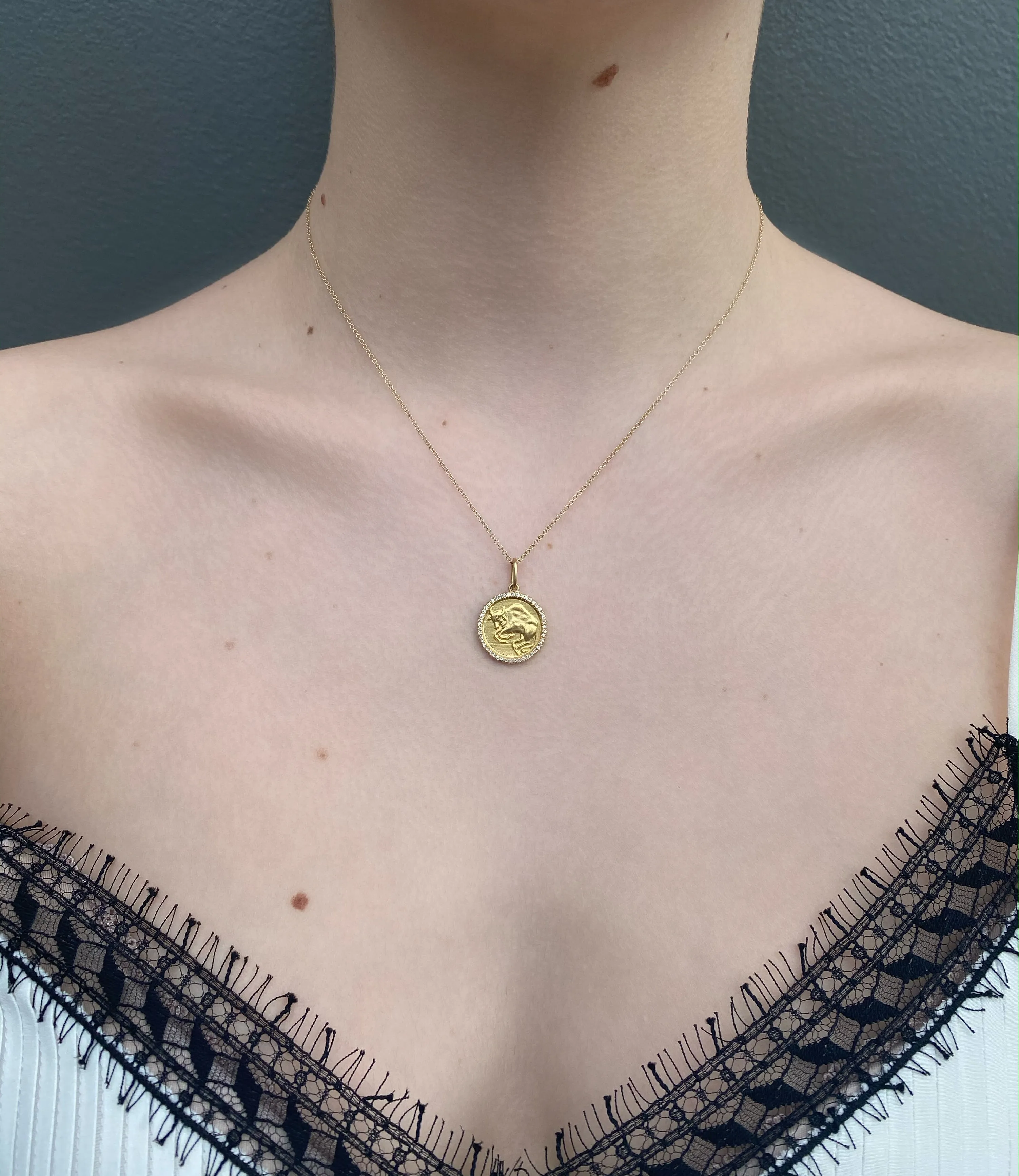 Gemini Zodiac Pendant May 22 - June 21