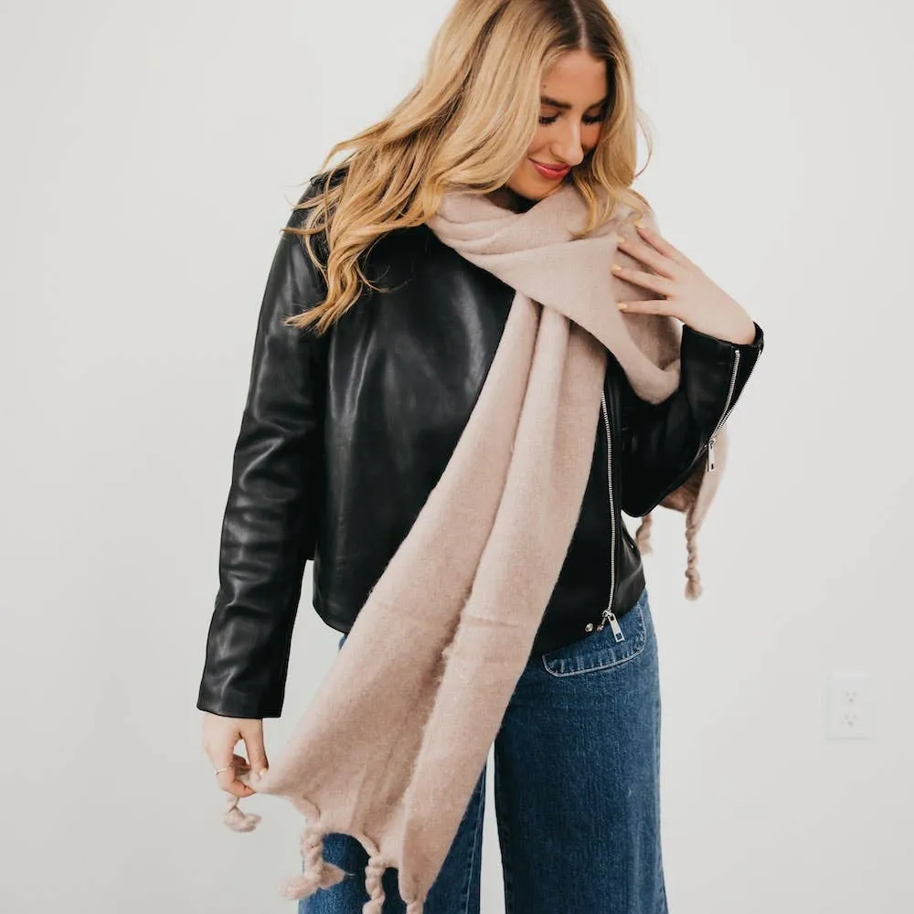 Pretty Simple | Seattle Days Fringe Scarf: Beige