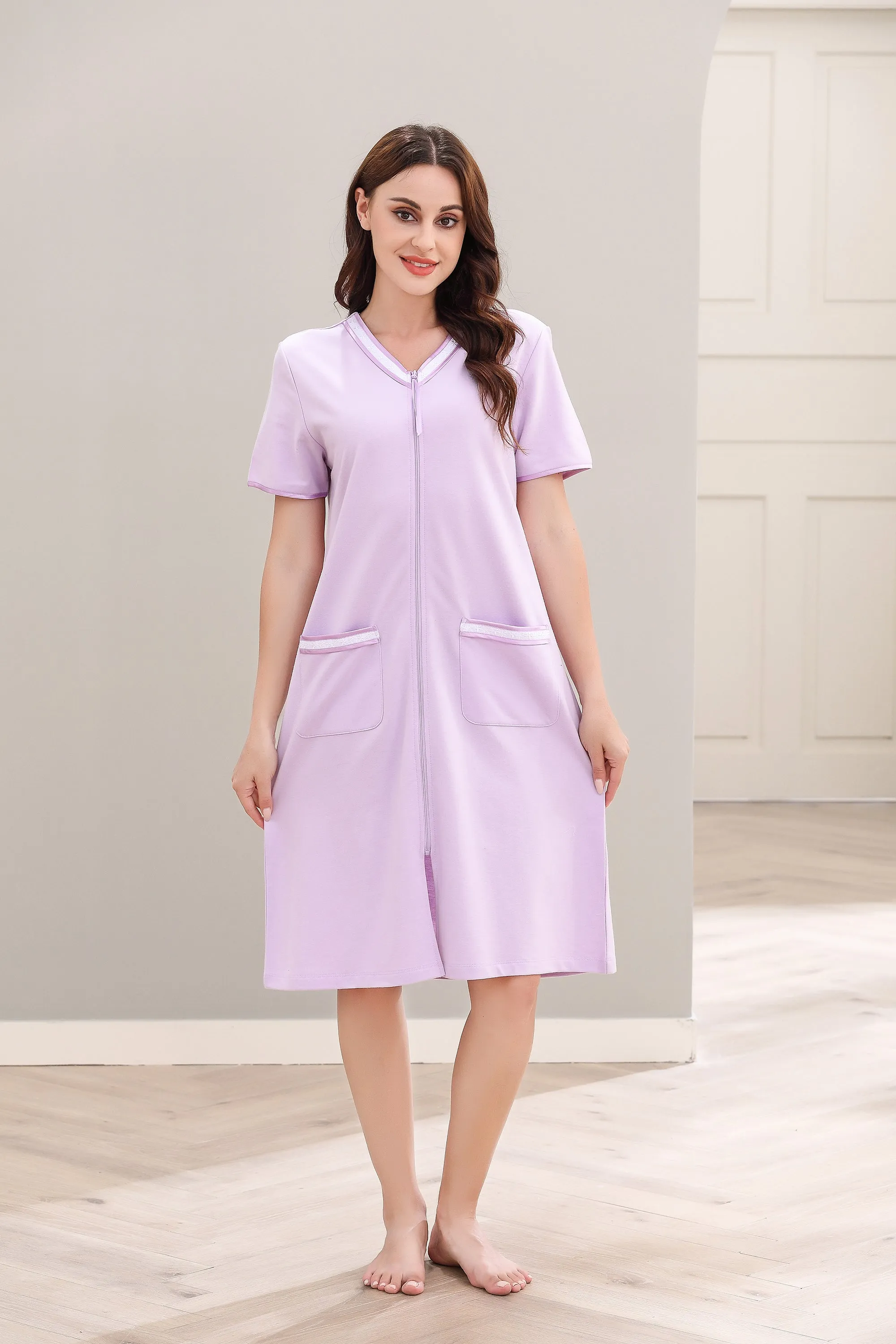 Richie House Women Zipper Robe Loungewear Short Sleeve Sleepwear Pockets Housecoat Long Soft Bathrobe RHW2898