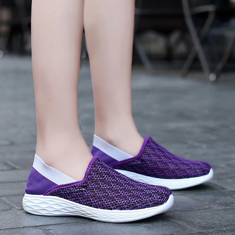 Women's breathable flat soles