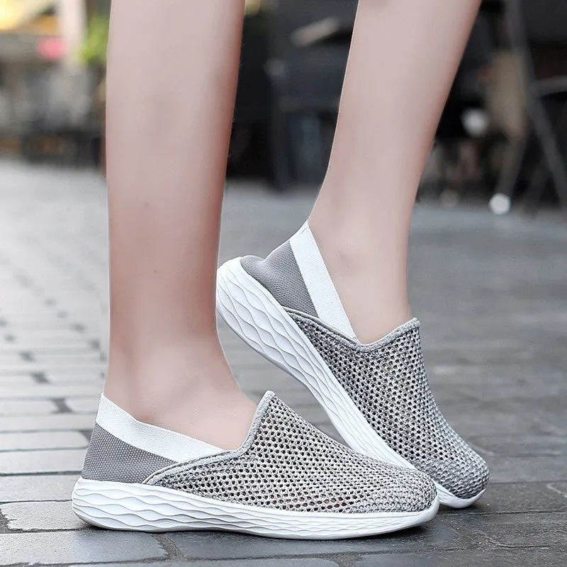 Women's breathable flat soles