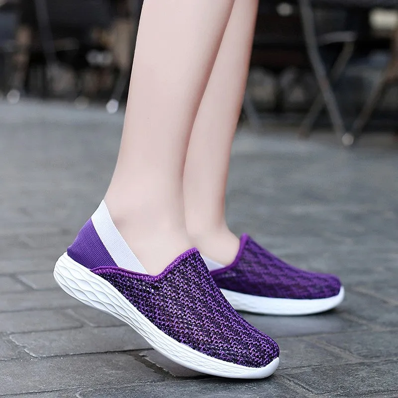 Women's breathable flat soles